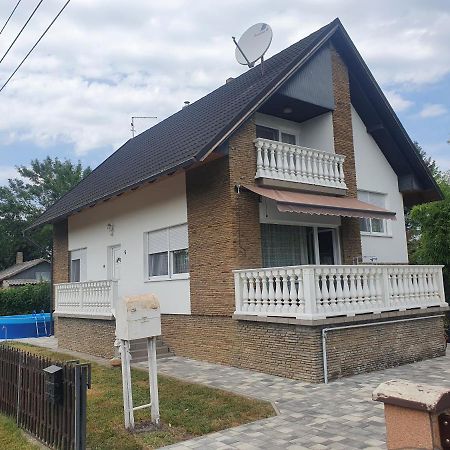 Wolf Vendeghaz Villa Balatonkeresztúr Buitenkant foto