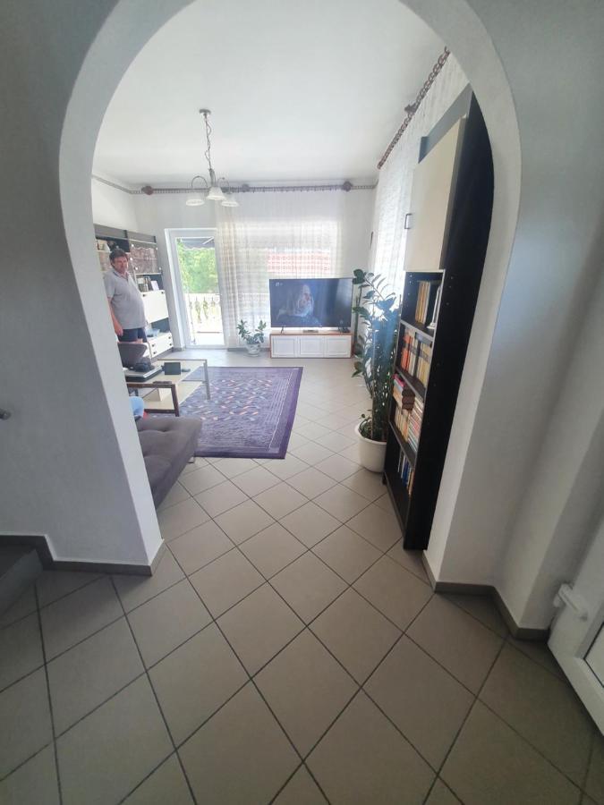 Wolf Vendeghaz Villa Balatonkeresztúr Buitenkant foto